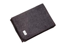 Koc wełniany MOUNTAINHILL stalowoszary - 150 x 225